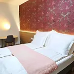 Dn W&w Apartment